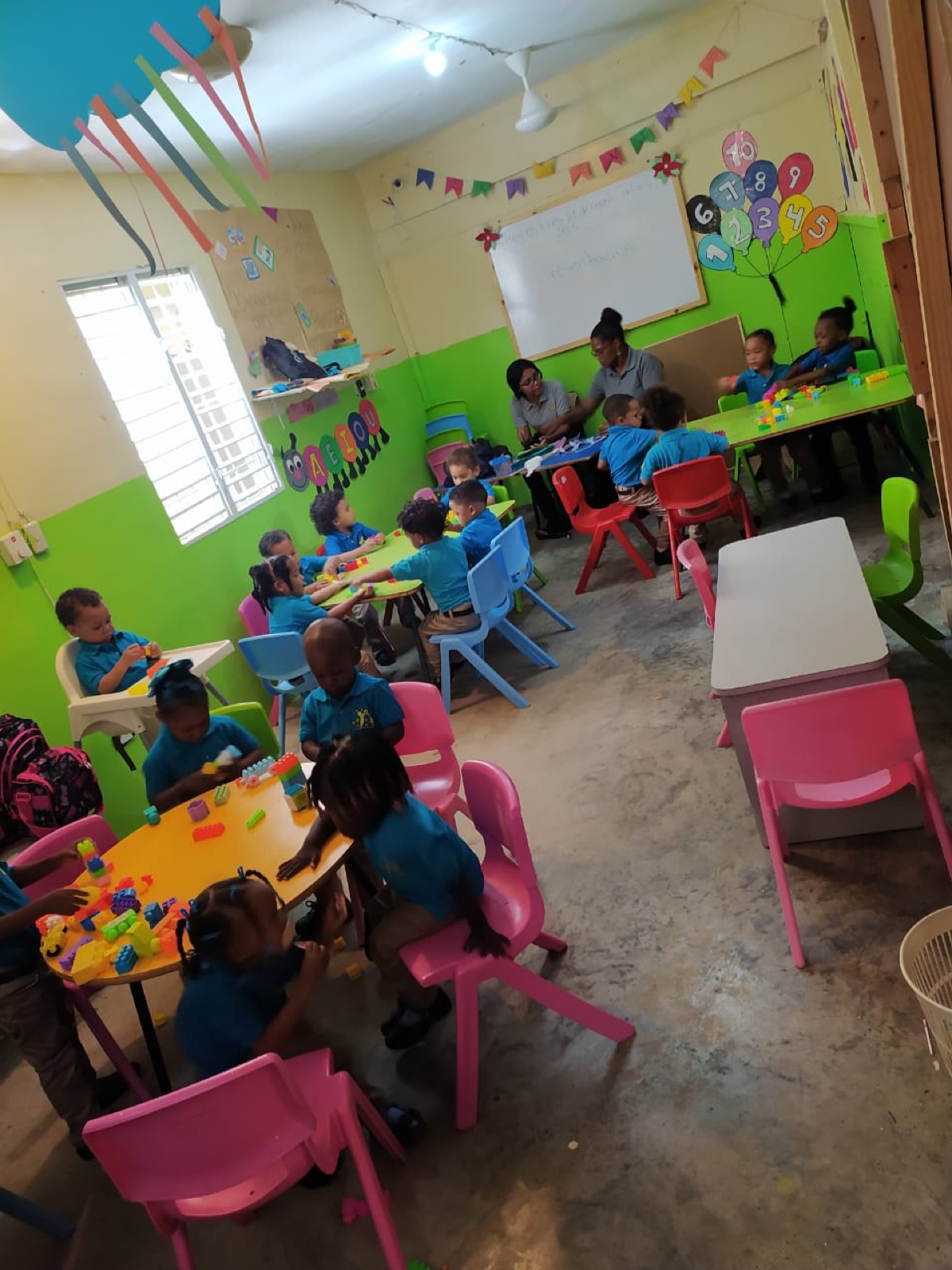 Los más pequeños jugando y aprendiendo en FUNACORE